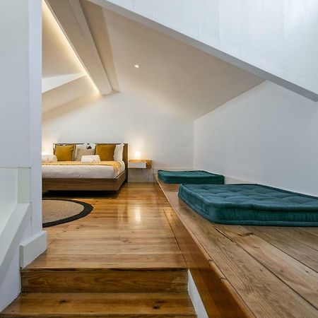 Appartamento Hip Tailor Made Duplex Penthouse In Bairro Alto Lisbona Esterno foto