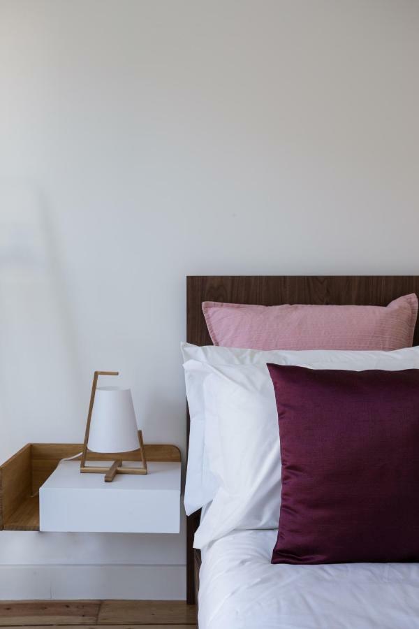Appartamento Hip Tailor Made Duplex Penthouse In Bairro Alto Lisbona Esterno foto